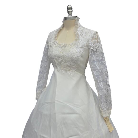 Vintage 60s 70s Wedding Dress Size 12 S M NWT White Lace Train Pleats Chiffon - Picture 4 of 16